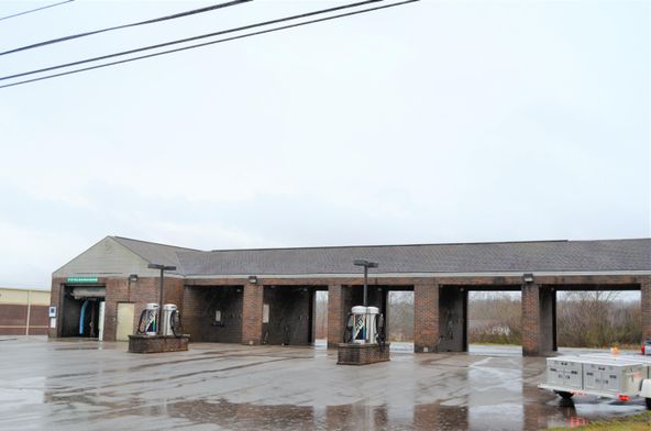 Sparta Hwy: Sparta Hwy, Crossville, TN 38555